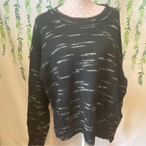 Size XL Max Studio Sweater B2